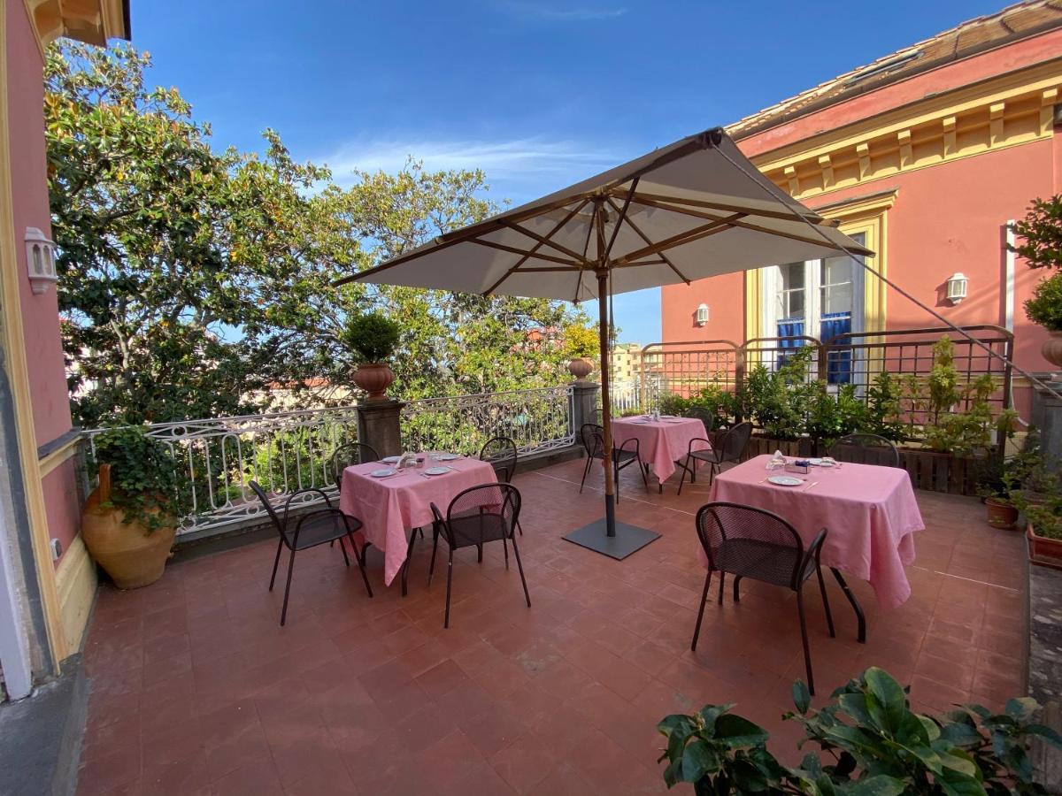 The Secret Garden Relais Hotel ปิอาโนดิซอร์เรนโต ภายนอก รูปภาพ