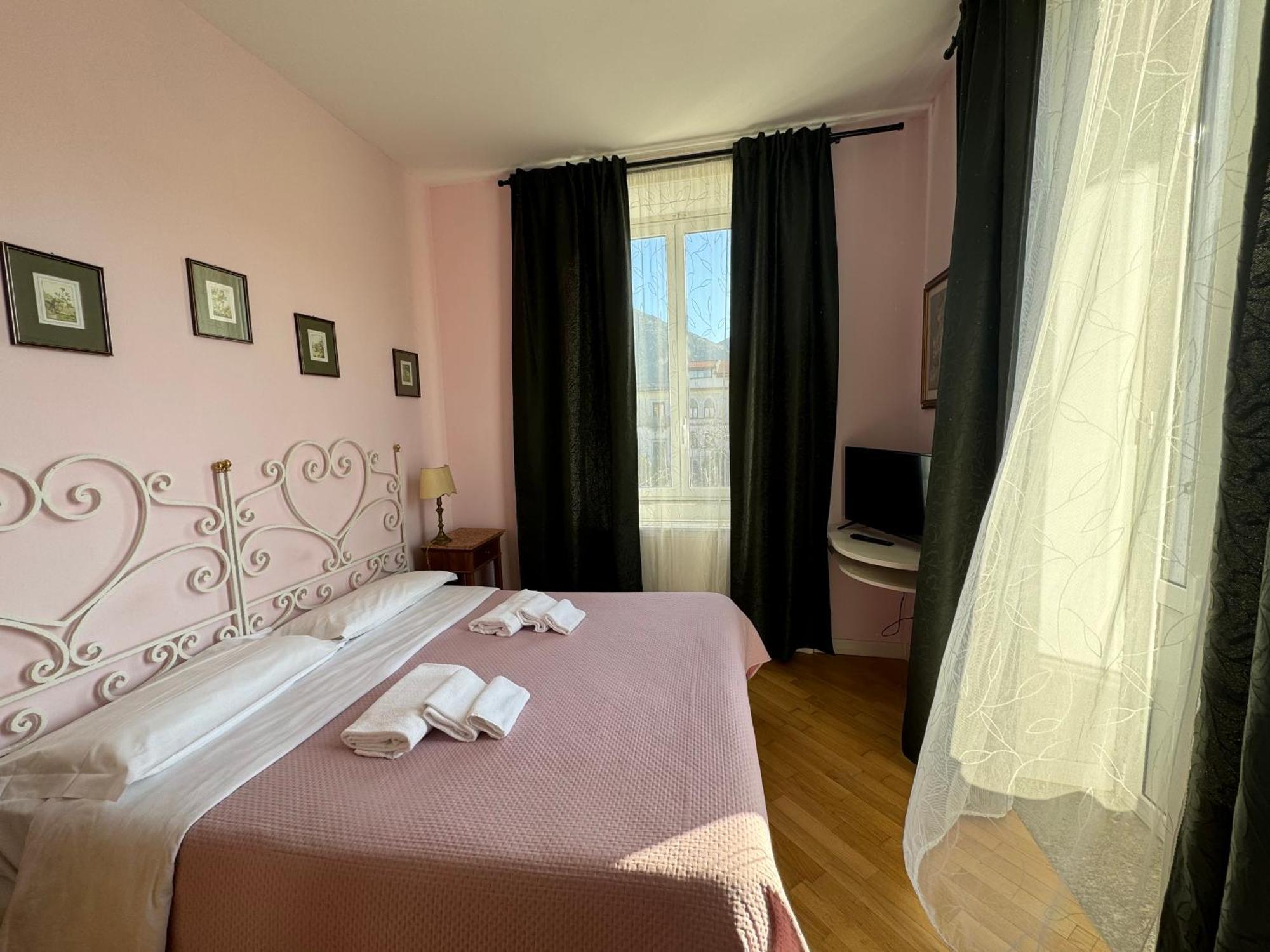 The Secret Garden Relais Hotel ปิอาโนดิซอร์เรนโต ภายนอก รูปภาพ